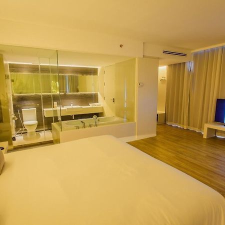 Crystal Hotel Hat Yai Rom bilde